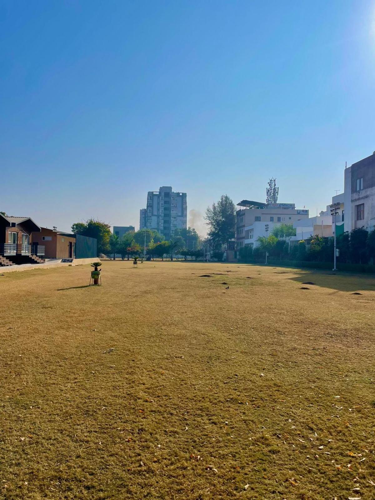 Vrindavan Greens Resort อุเดเปอร์ ภายนอก รูปภาพ